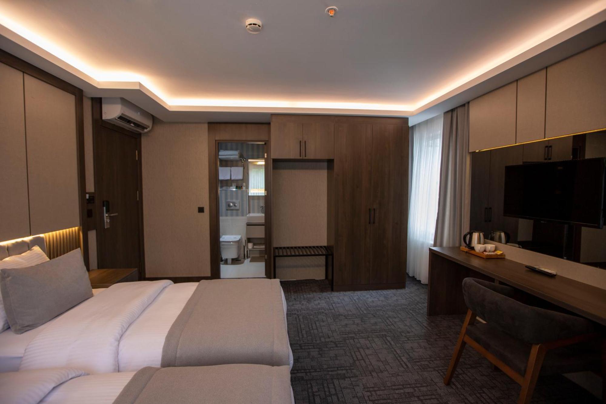 The Green Hotel — Photos 3